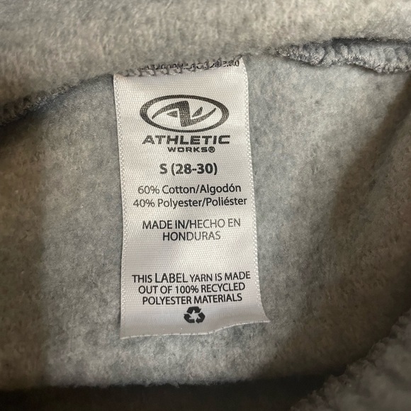 Boys Athletic works size small gray draw string sweatpants - Picture 5 of 5